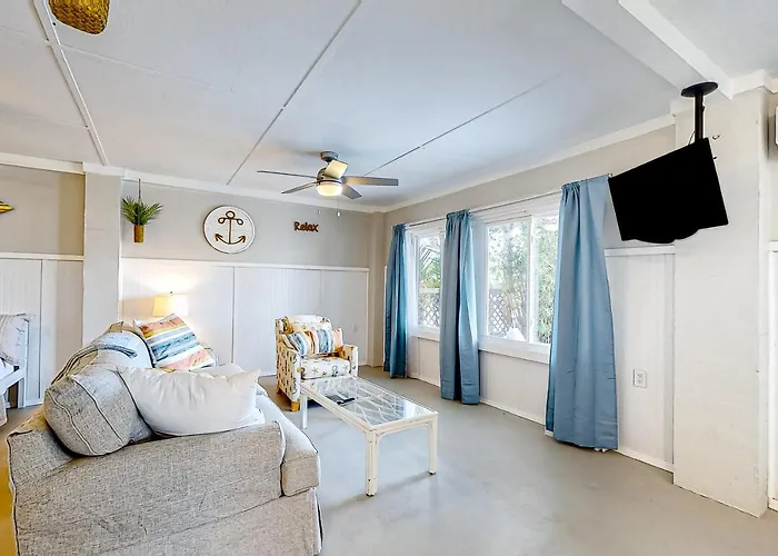 7213 Flood Reef - Unit 4 * Pensacola
