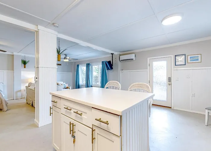 7213 Flood Reef - Unit 4 Hotel